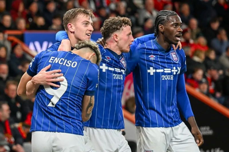 Nhận định soi kèo Coventry vs Ipswich Town lúc 01h00 ngày 30/12/2025